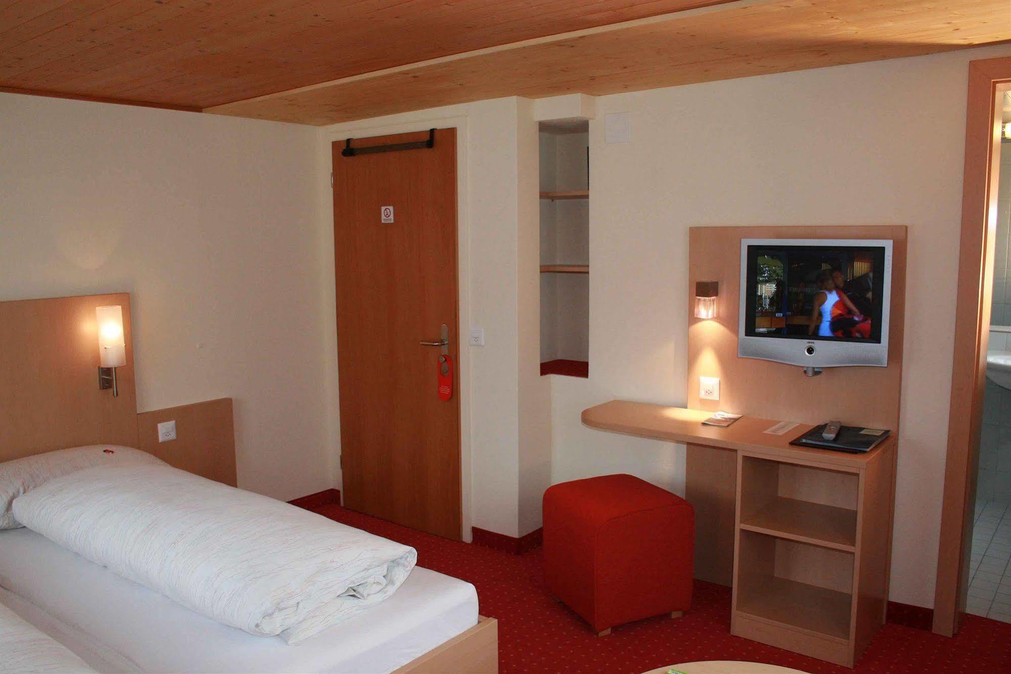 Hotel Cathrin เอนเกลเบิร์ก ภายนอก รูปภาพ