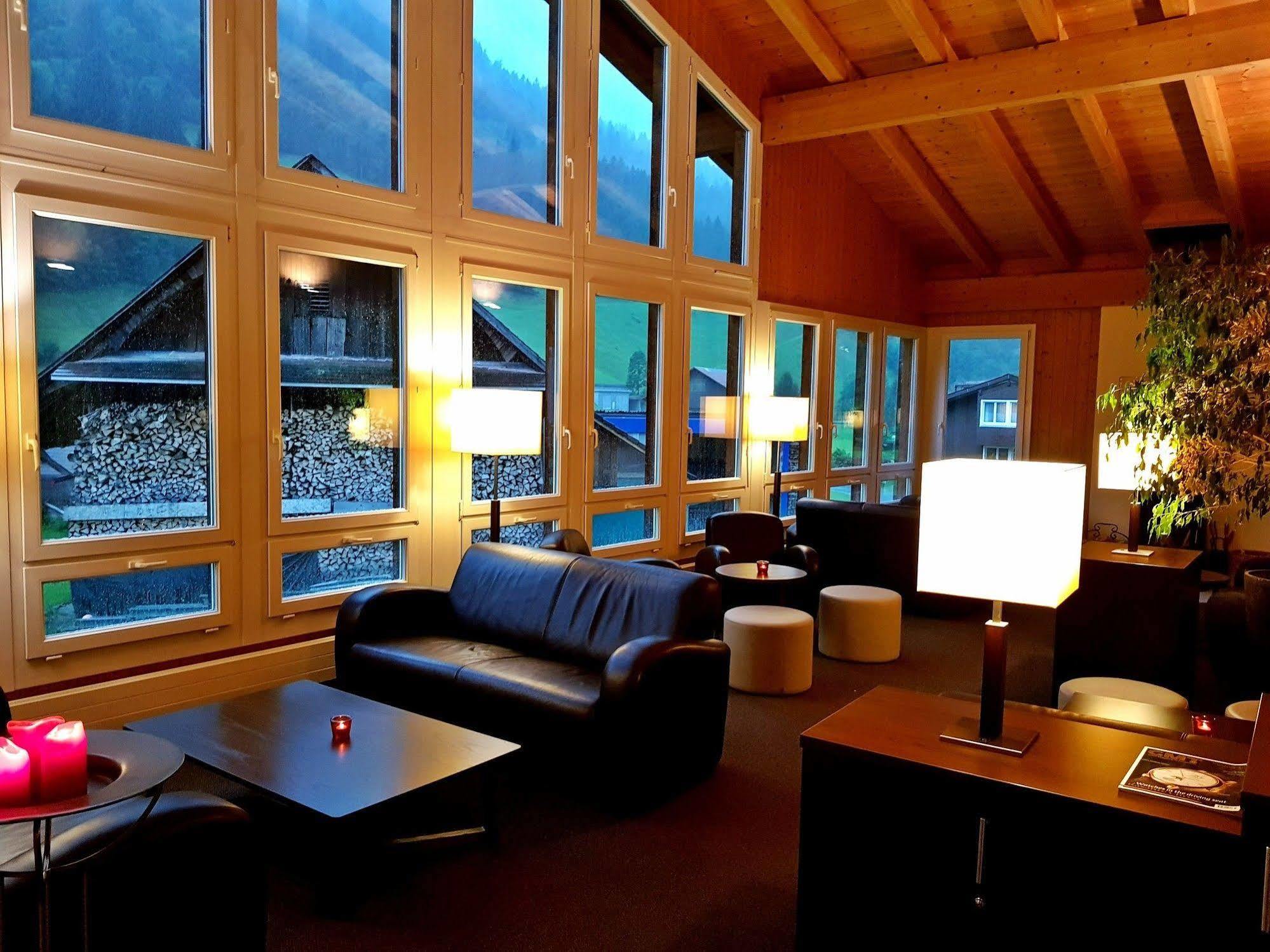 Hotel Cathrin เอนเกลเบิร์ก ภายนอก รูปภาพ