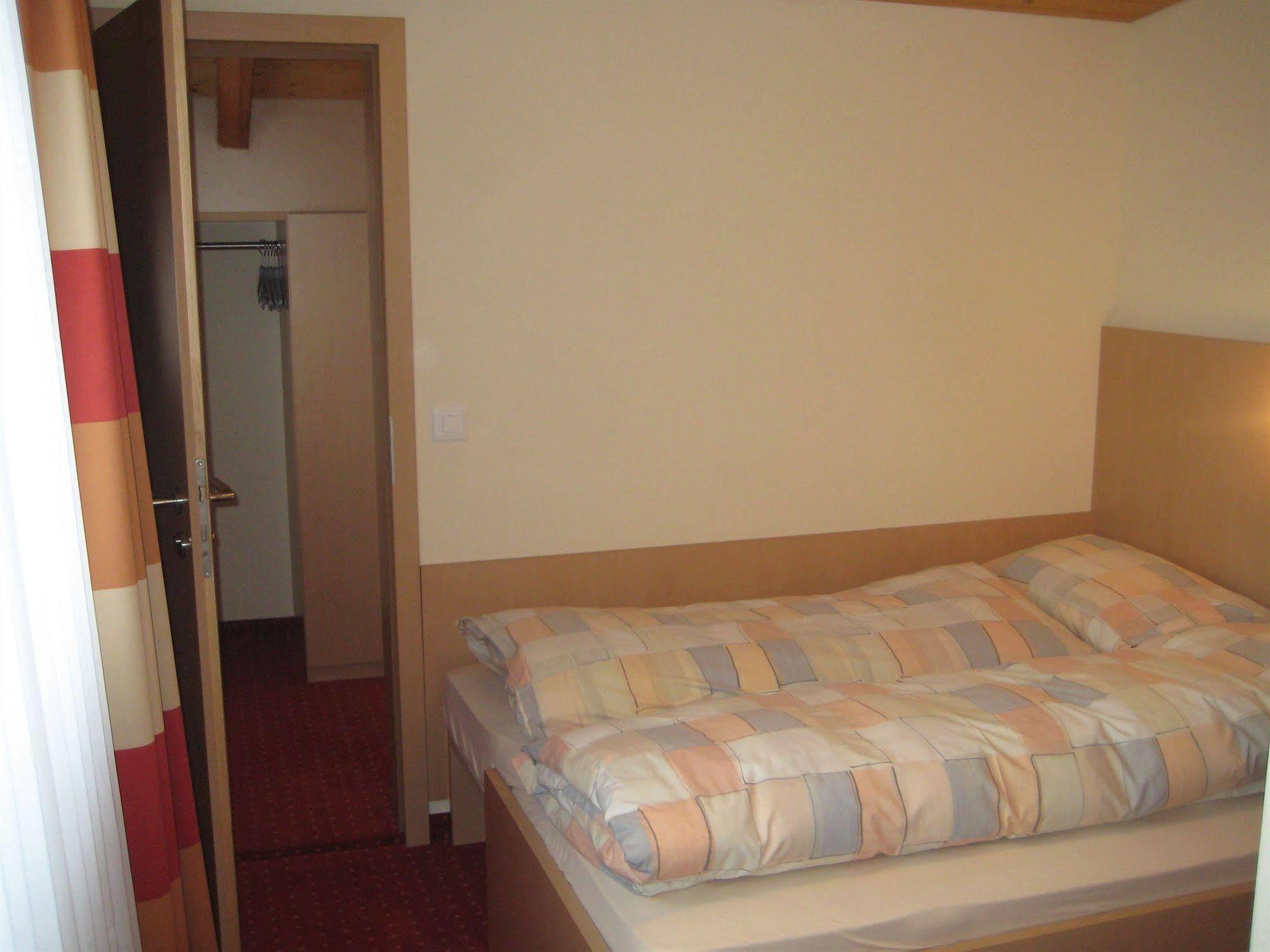 Hotel Cathrin เอนเกลเบิร์ก ภายนอก รูปภาพ