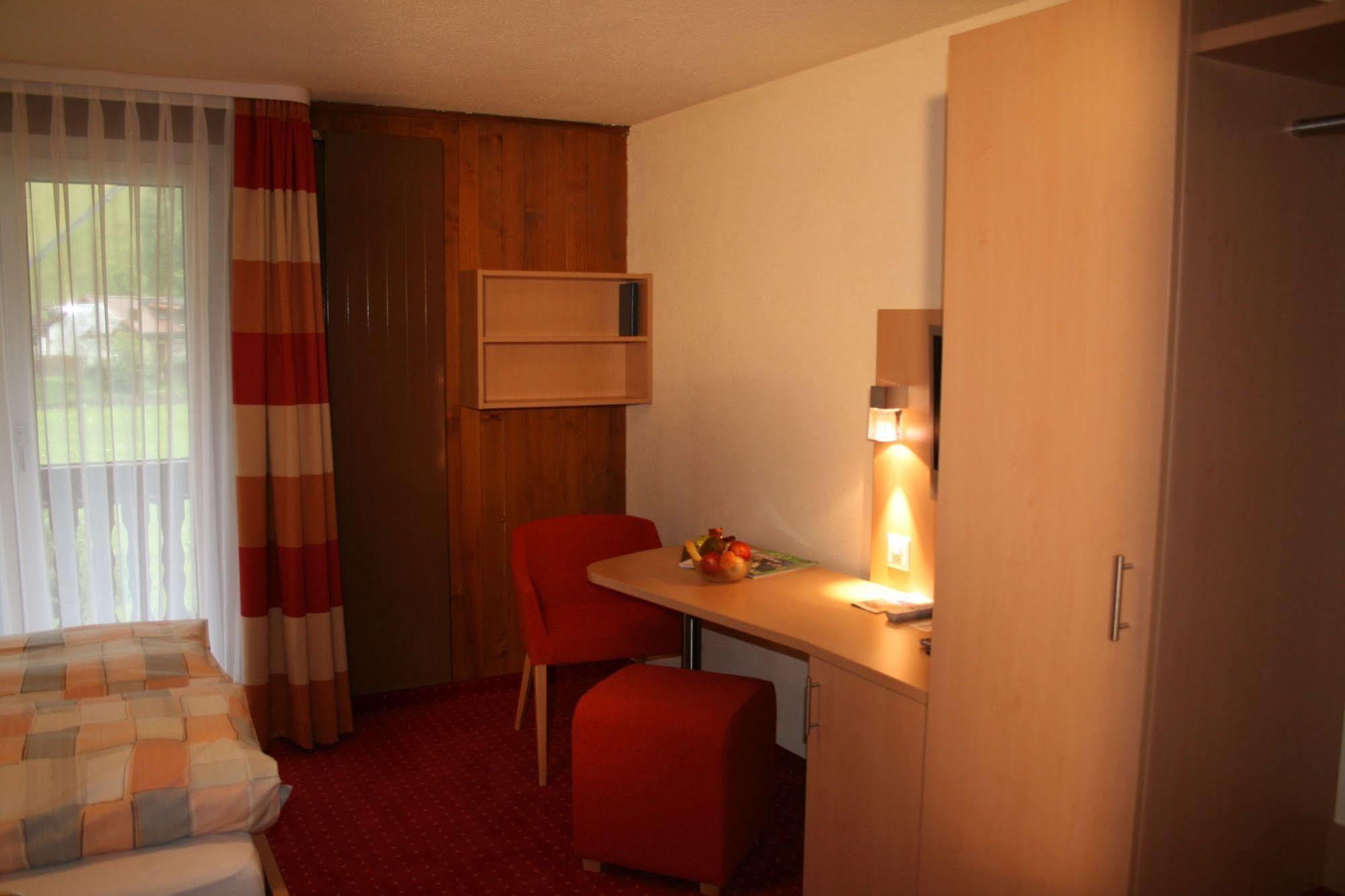 Hotel Cathrin เอนเกลเบิร์ก ภายนอก รูปภาพ